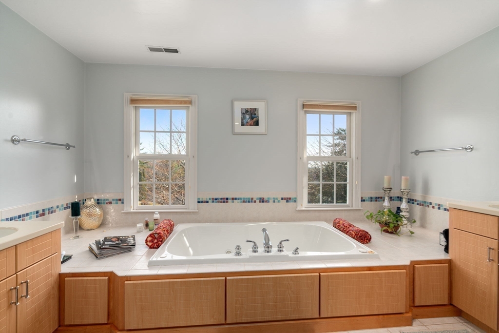 11 Davis Brook Drive