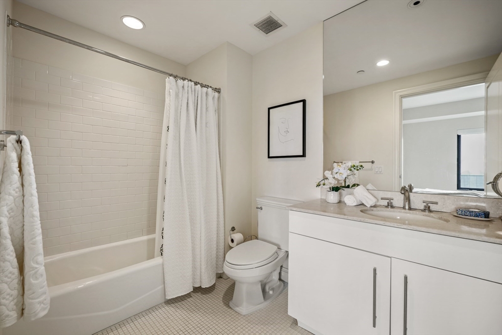 778 Boylston St # 7B