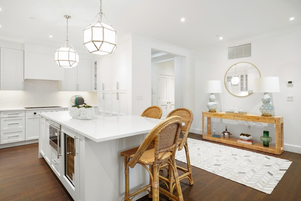 148 Weston Rd # 102