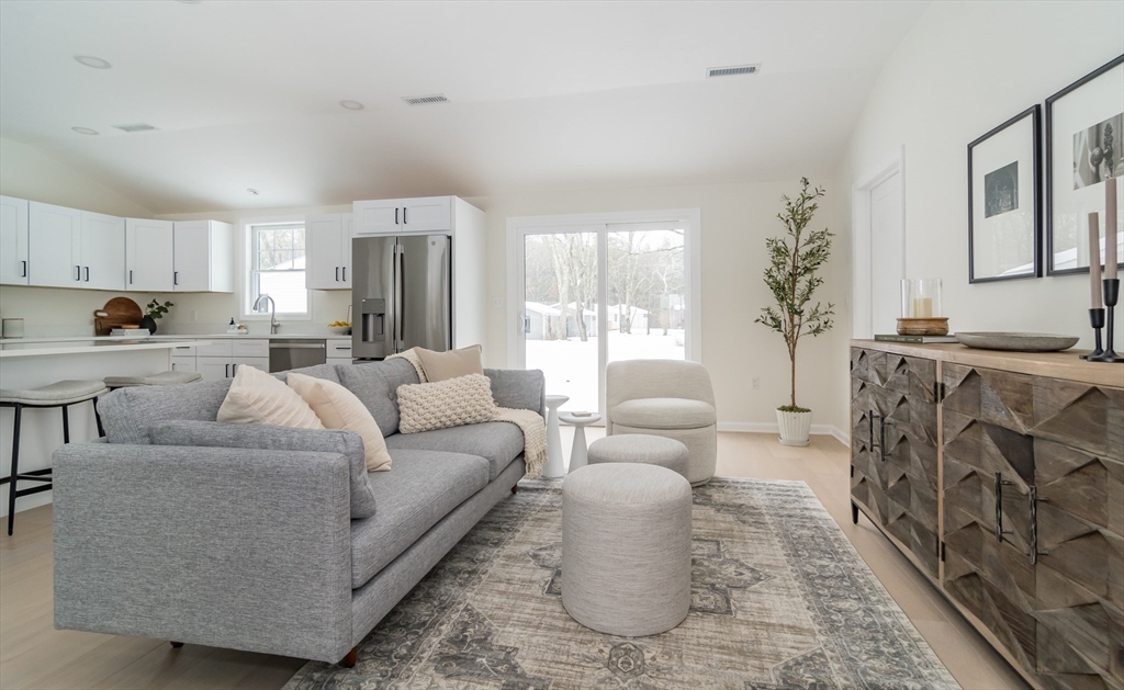 100 Oxbow Road