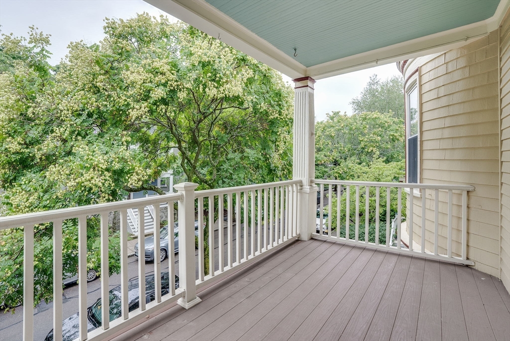 11 Trescott St # 2