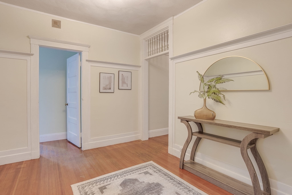 11 Trescott St # 2