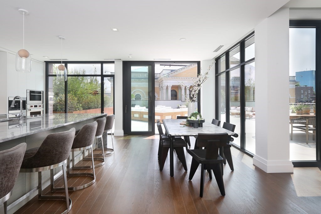 45 Temple St Unit: PH3