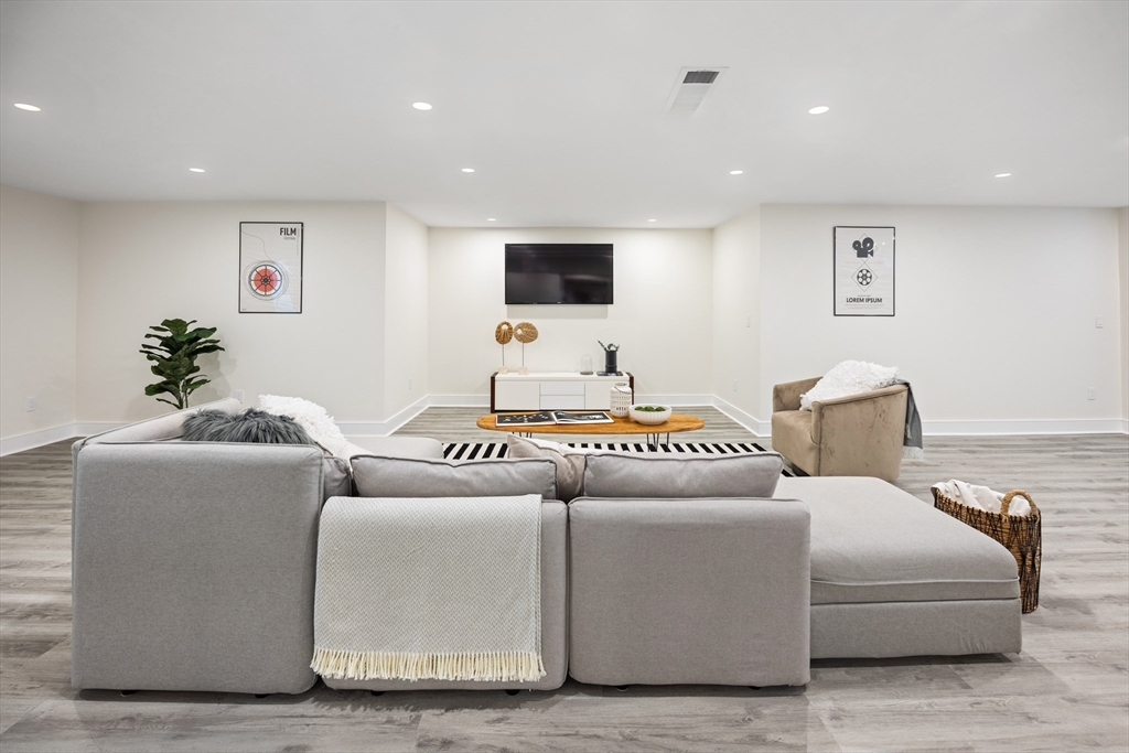 3 Willow Street