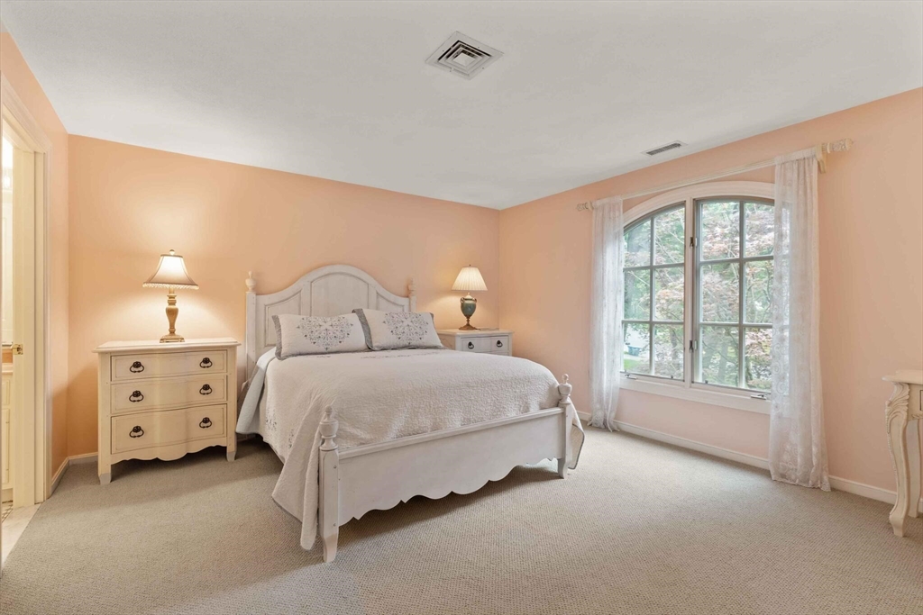 35 Bridle Path
