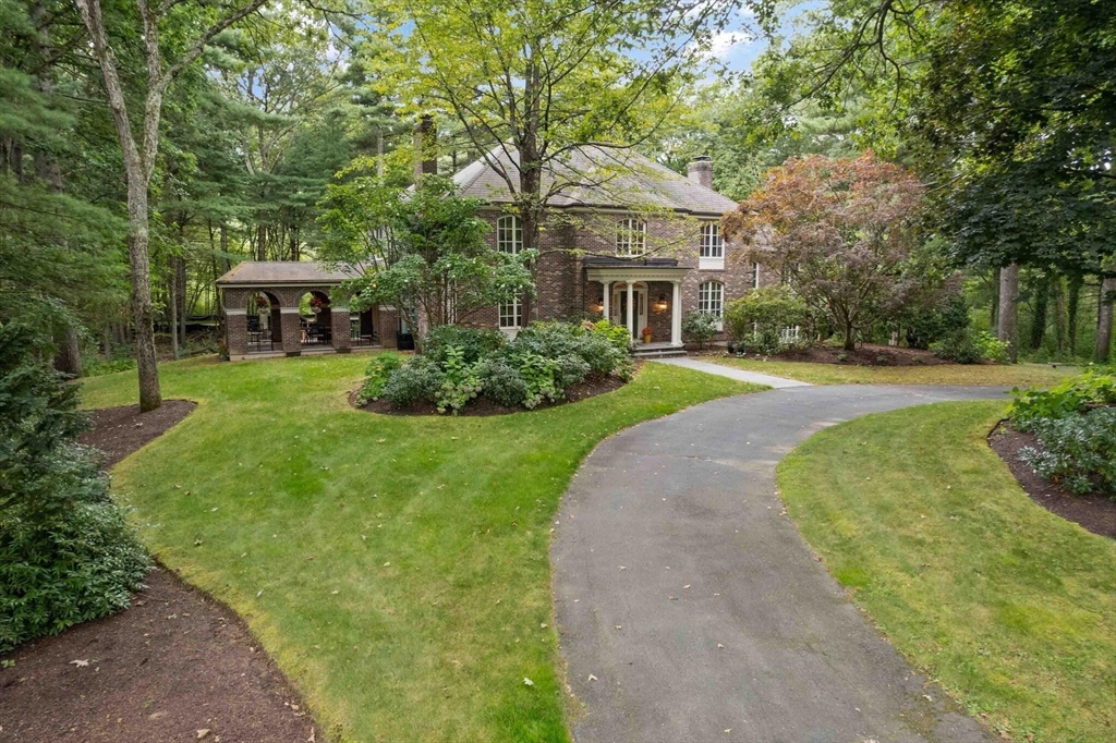 35 Bridle Path