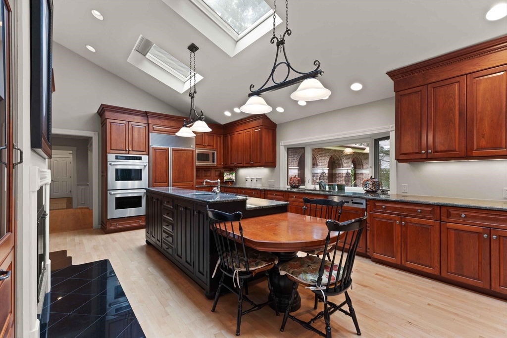 35 Bridle Path
