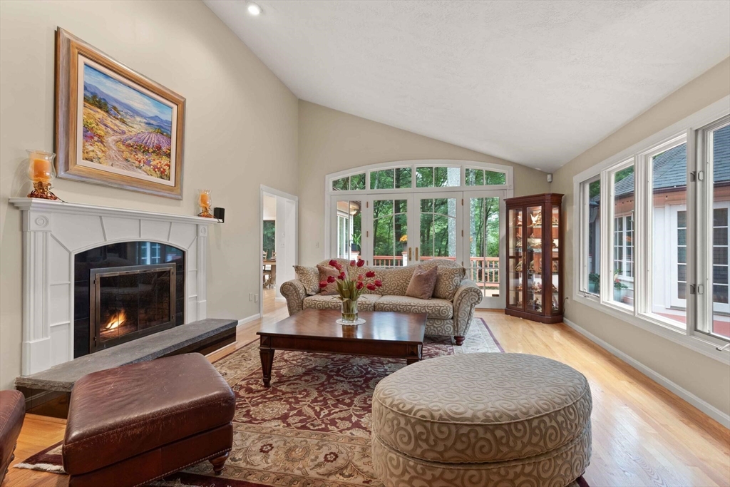35 Bridle Path