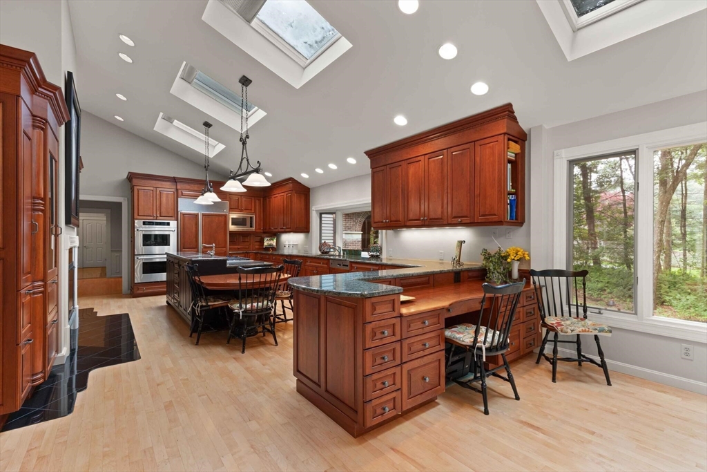 35 Bridle Path