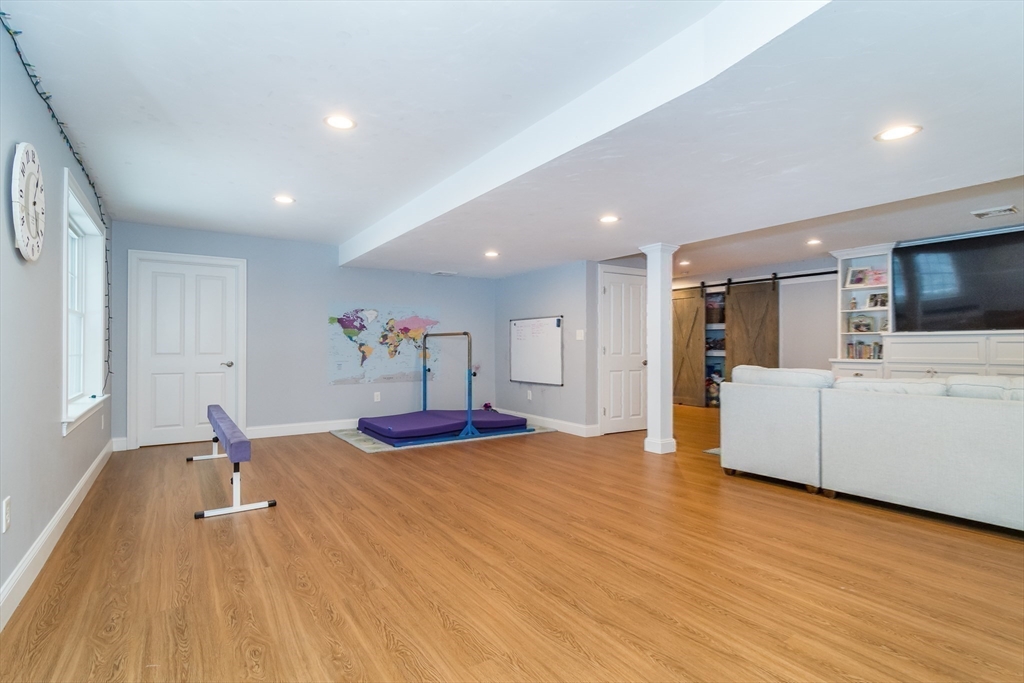19 Hunters Ridge Way