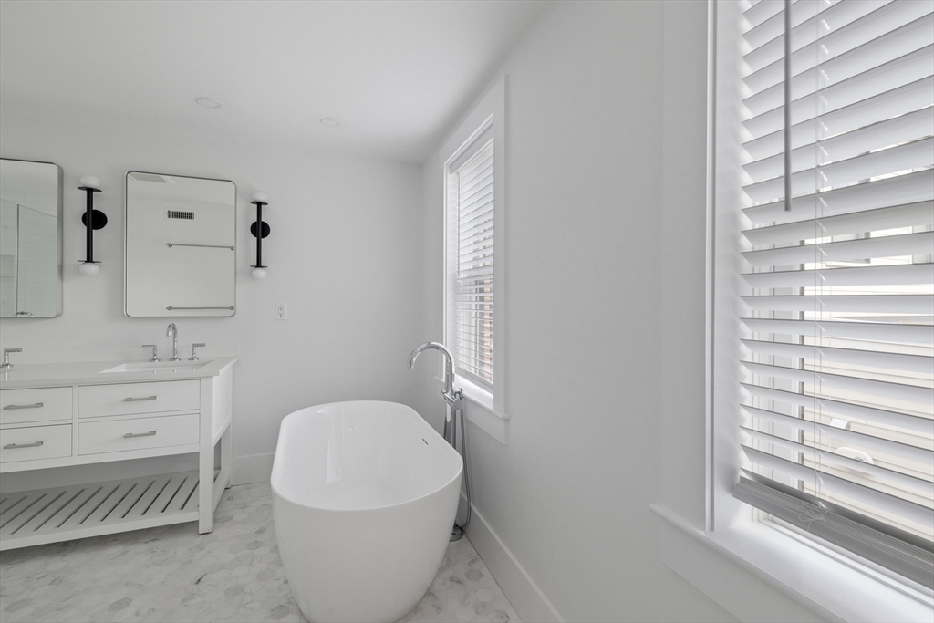 131 Spring St # 2 Unit: #2