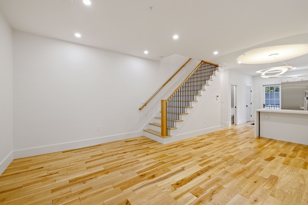 131 Spring St # 2 Unit: #2