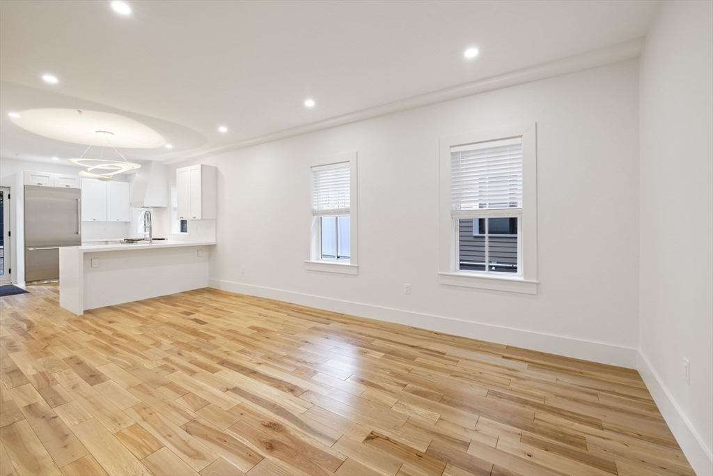 131 Spring St # 2 Unit: #2