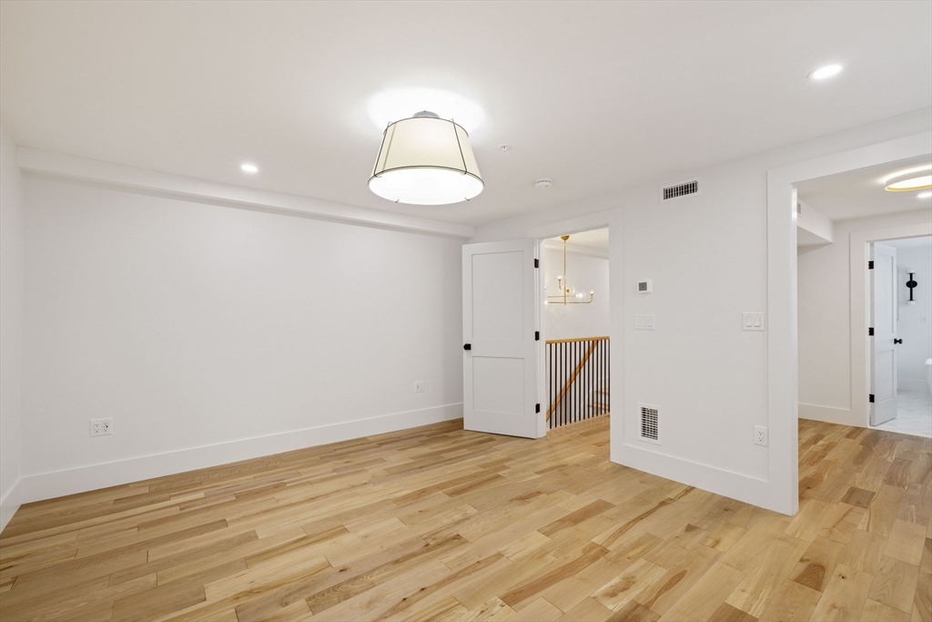 131 Spring St # 2 Unit: #2