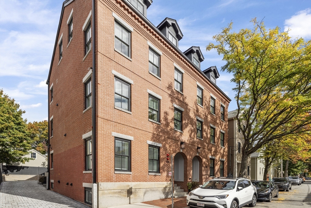 131 Spring St # 2 Unit: #2