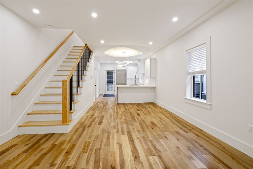 131 Spring St # 2 Unit: #2