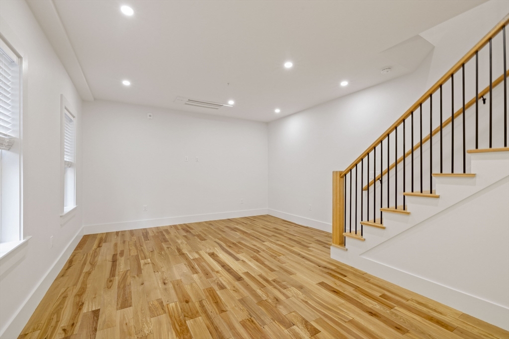 131 Spring St # 2 Unit: #2