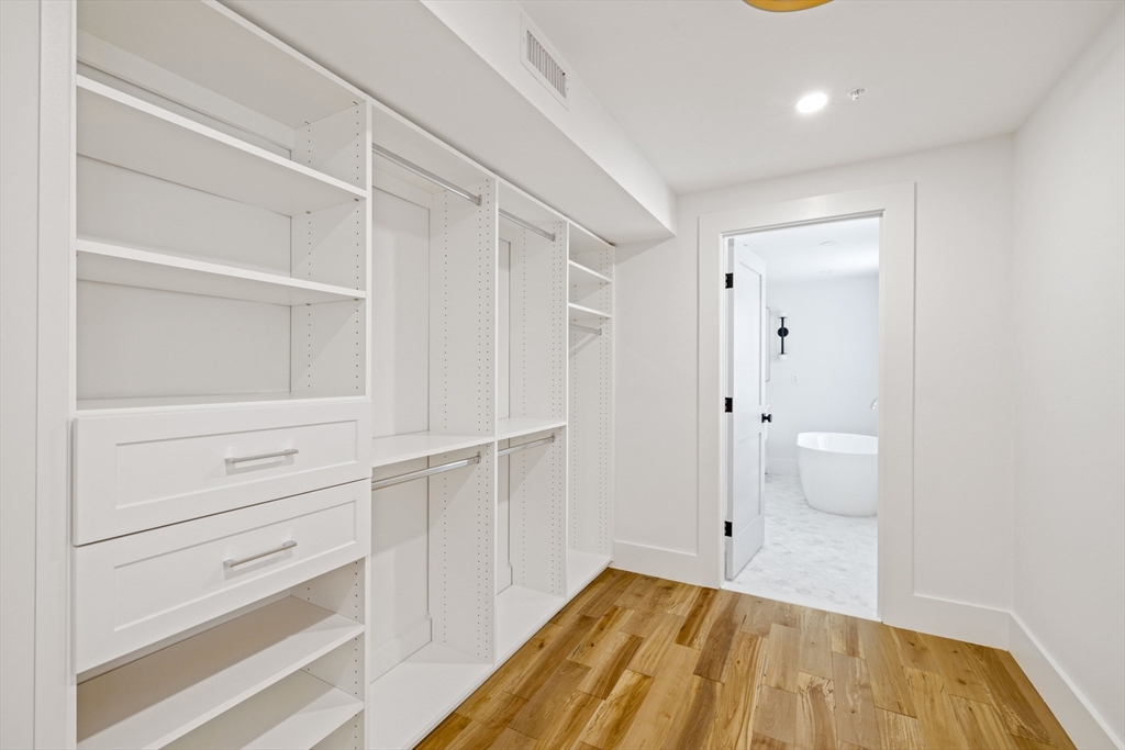 131 Spring St # 2 Unit: #2