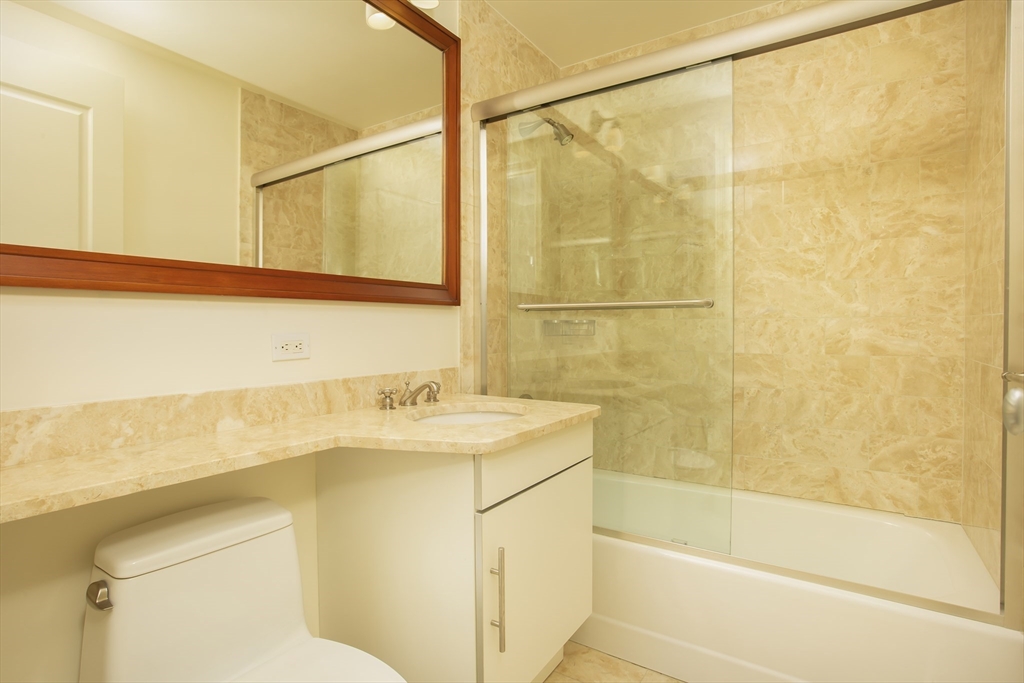 1 Charles Street South # 16A
