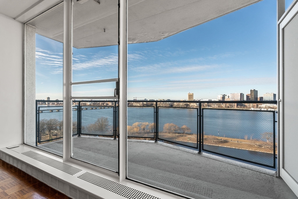 330 Beacon # 154