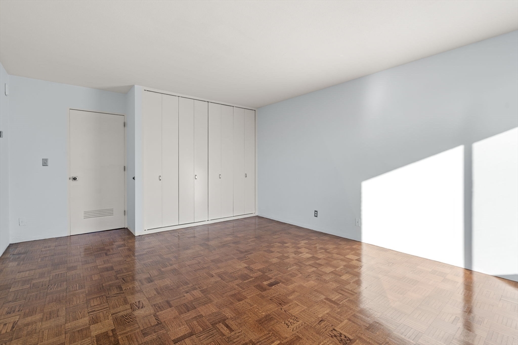 330 Beacon # 154