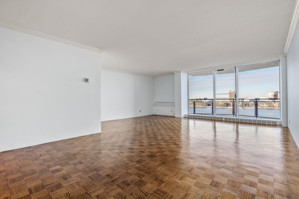 330 Beacon # 154