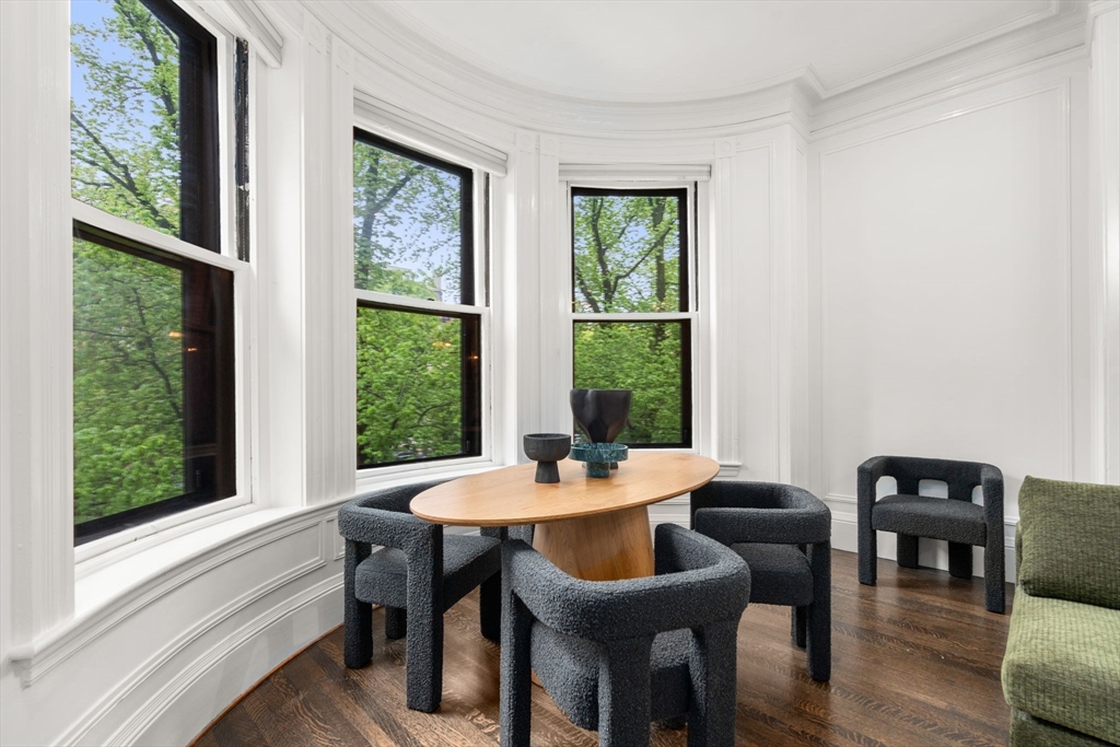 389 Commonwealth Avenue # 3