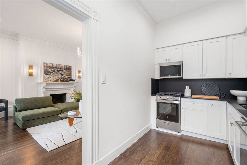 389 Commonwealth Avenue # 3