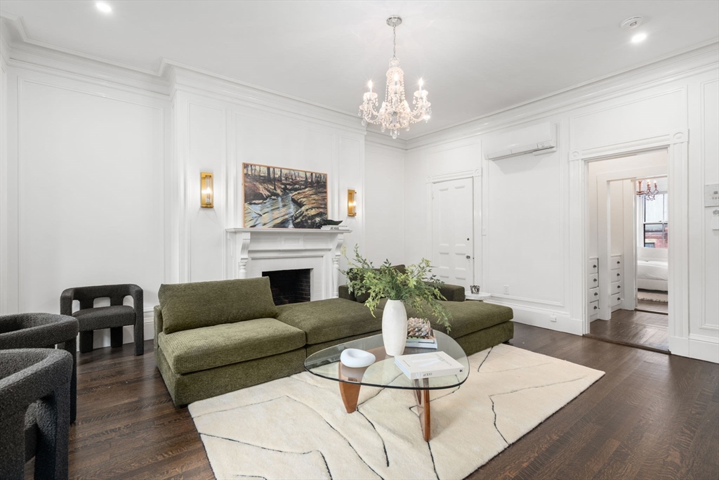 389 Commonwealth Avenue # 3