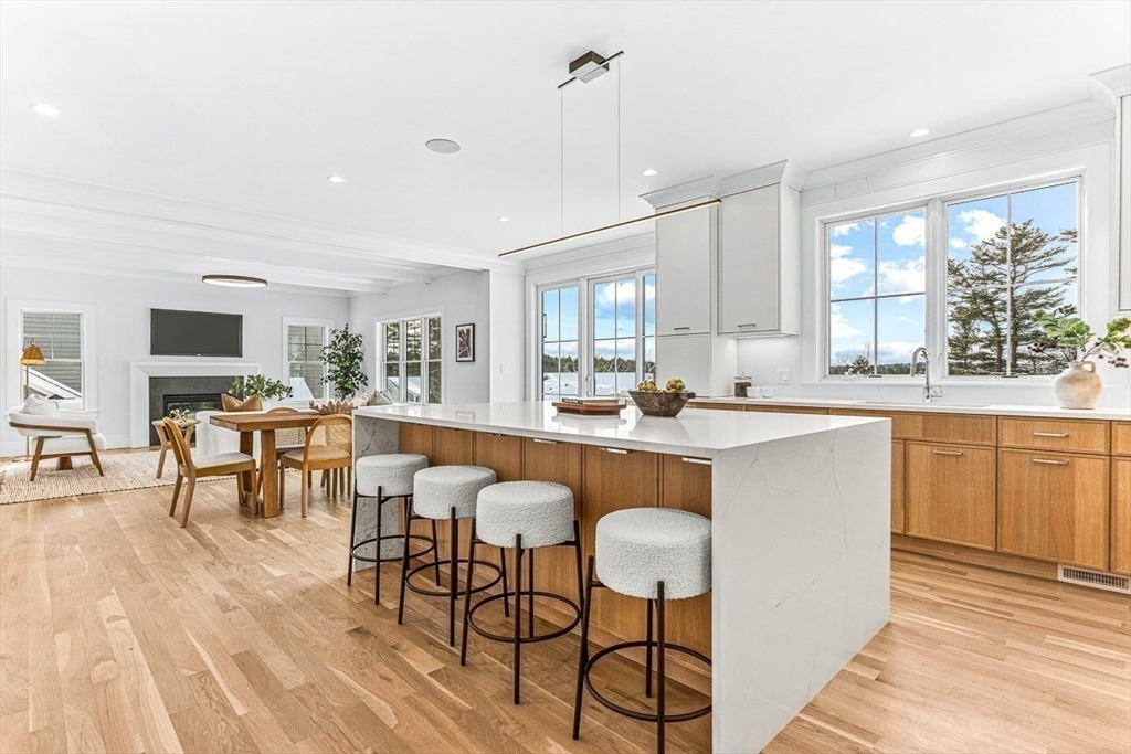 103 Lawton Rd
