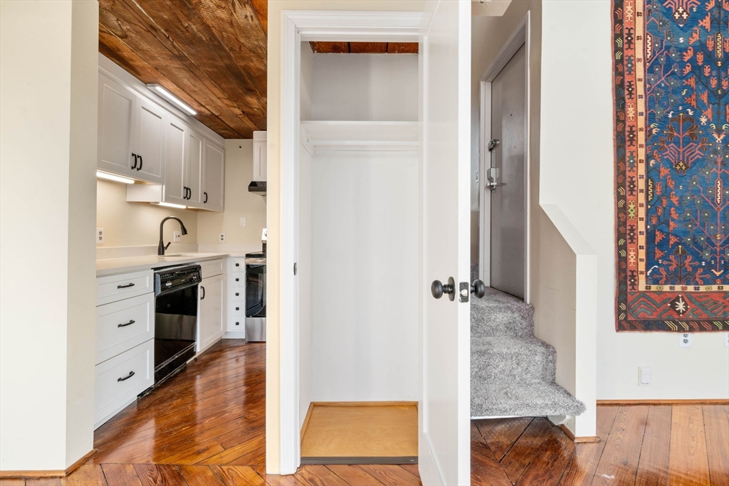 63 Atlantic Avenue # 10F