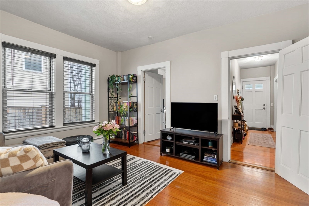 94 Francis Street # 1