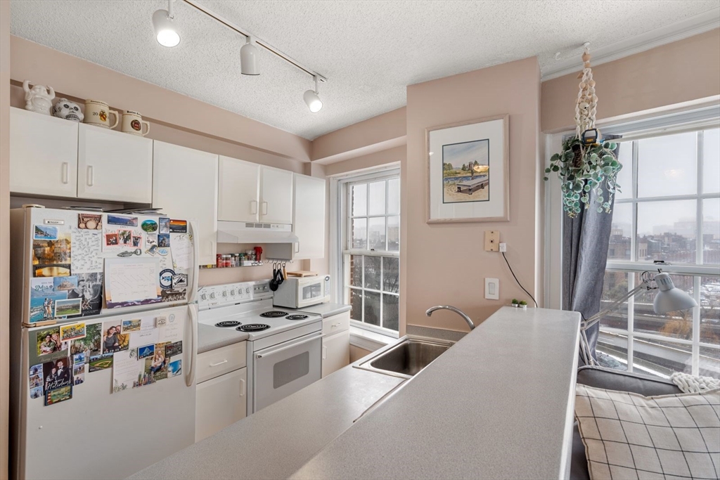 534 Beacon Street # 705