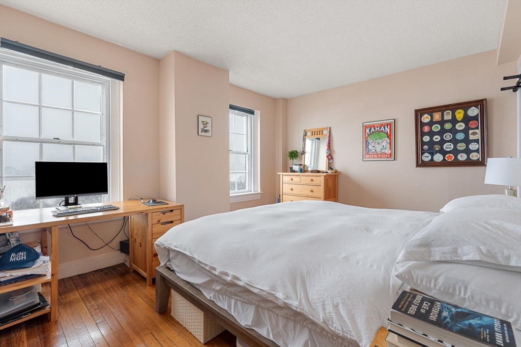 534 Beacon Street # 705