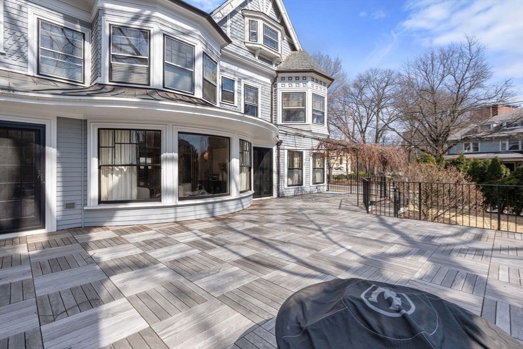 232 Kent Street