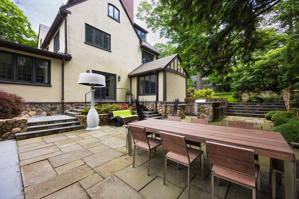 10 Spooner Road