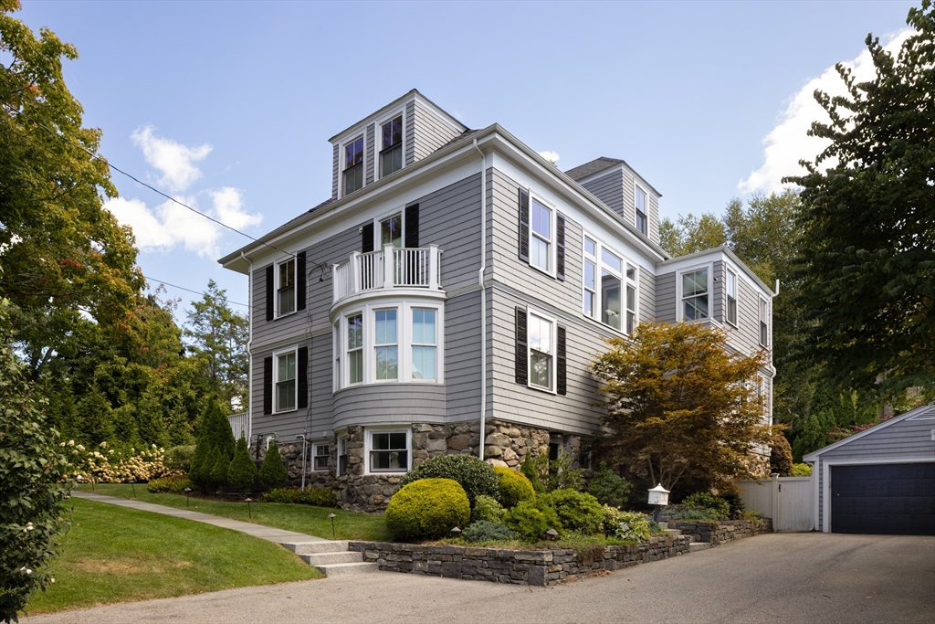 355 Hammond Street