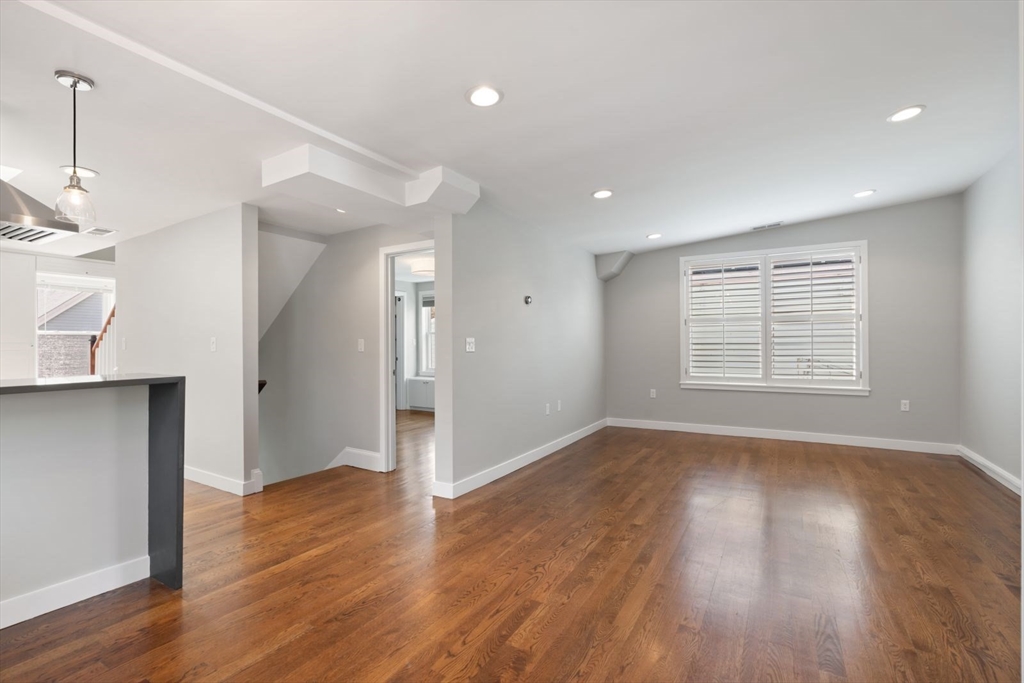 14 Fiske Avenue # 2