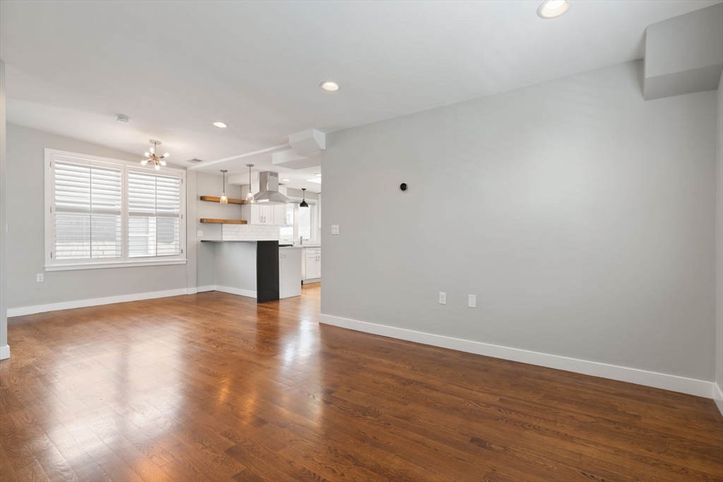 14 Fiske Avenue # 2