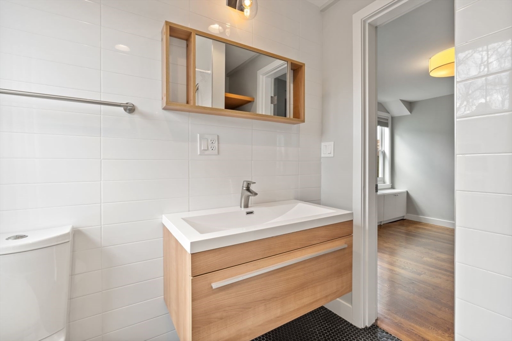 14 Fiske Avenue # 2