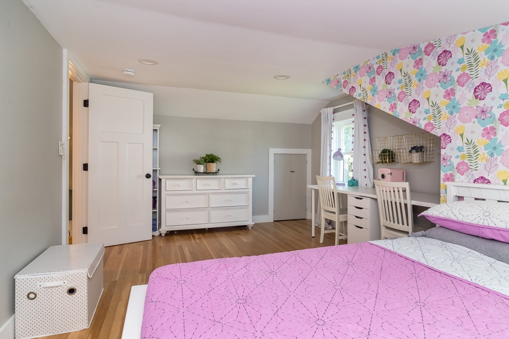 31B Oak St Unit: SF