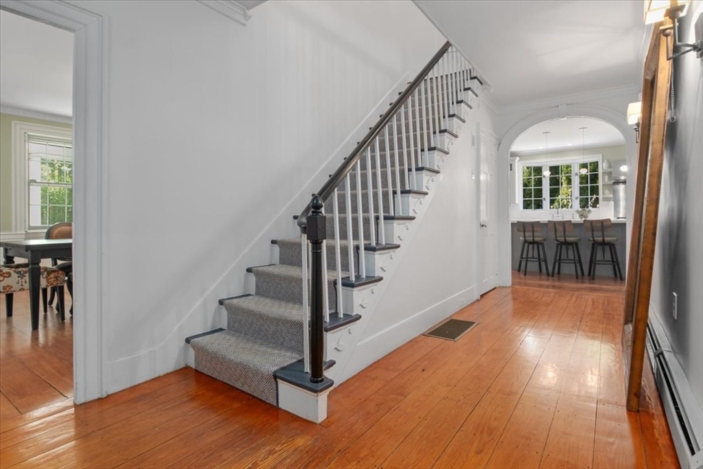 663 Main St