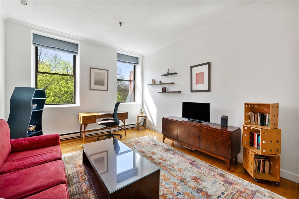 3 Appleton St # 202
