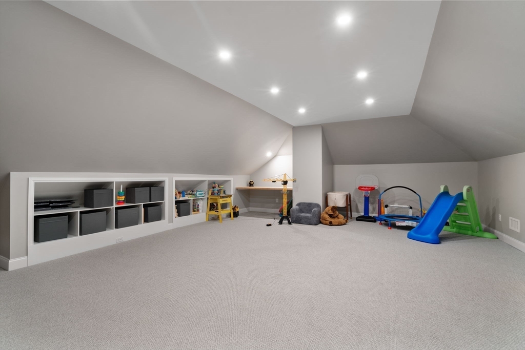 3 Conant Road