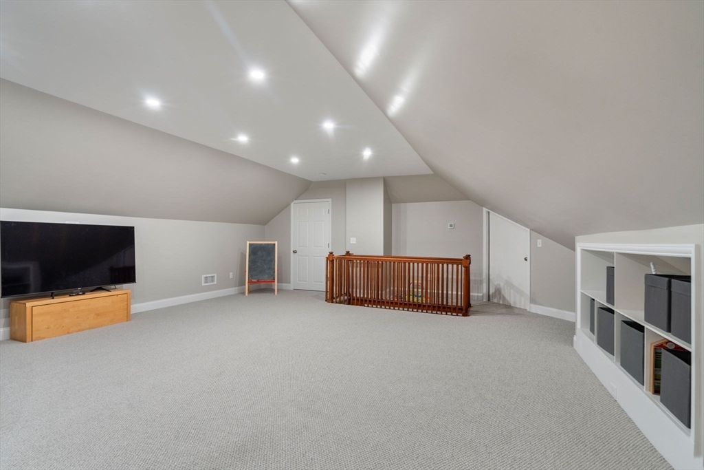 3 Conant Road