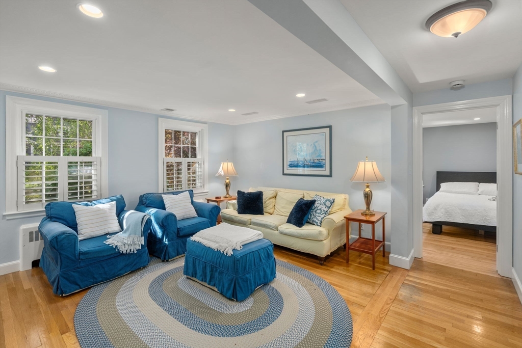 4 Granite St