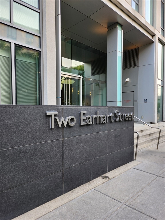2 Earhart Street # 811