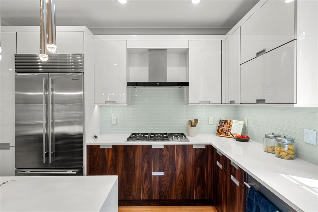 42 Coolidge St # 42