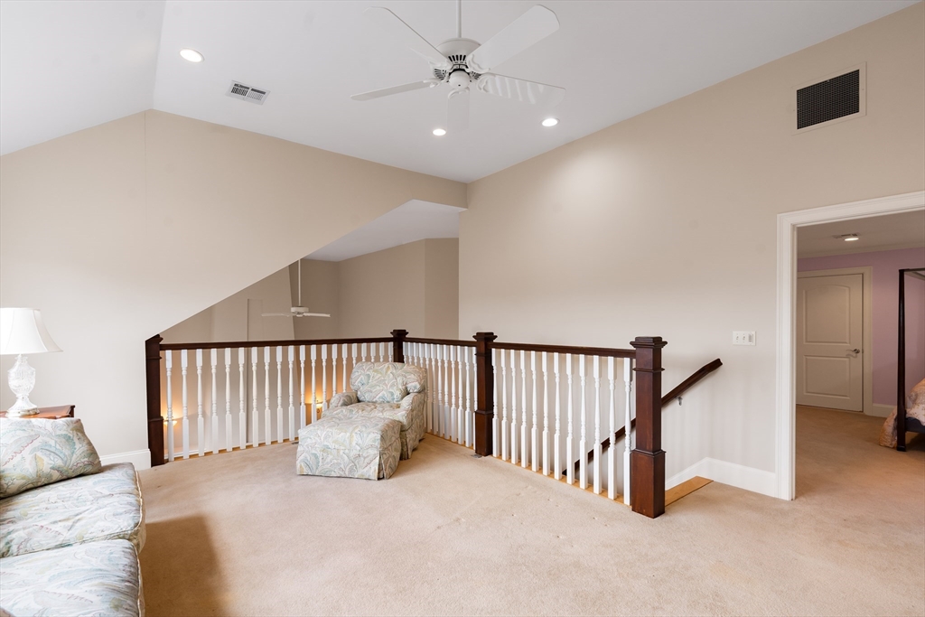 287 Langley Rd # 19