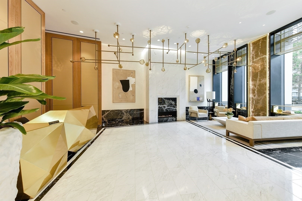 110 Sudbury Street # 3602